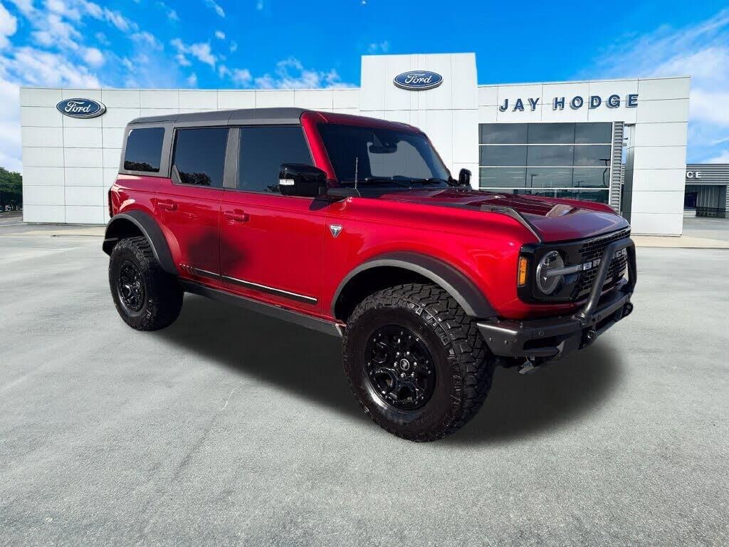 2021 Ford Bronco First Edition Advanced — photo 1 of 1