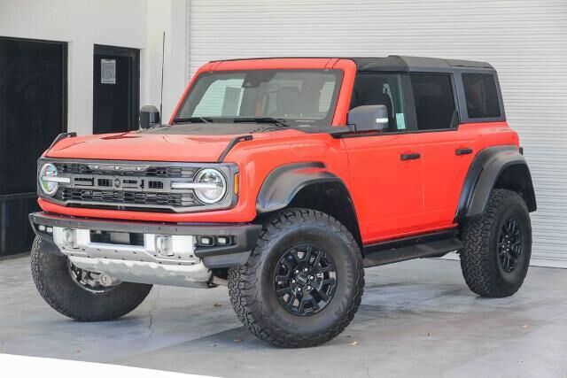 2023 Ford Bronco Raptor — photo 1 of 39