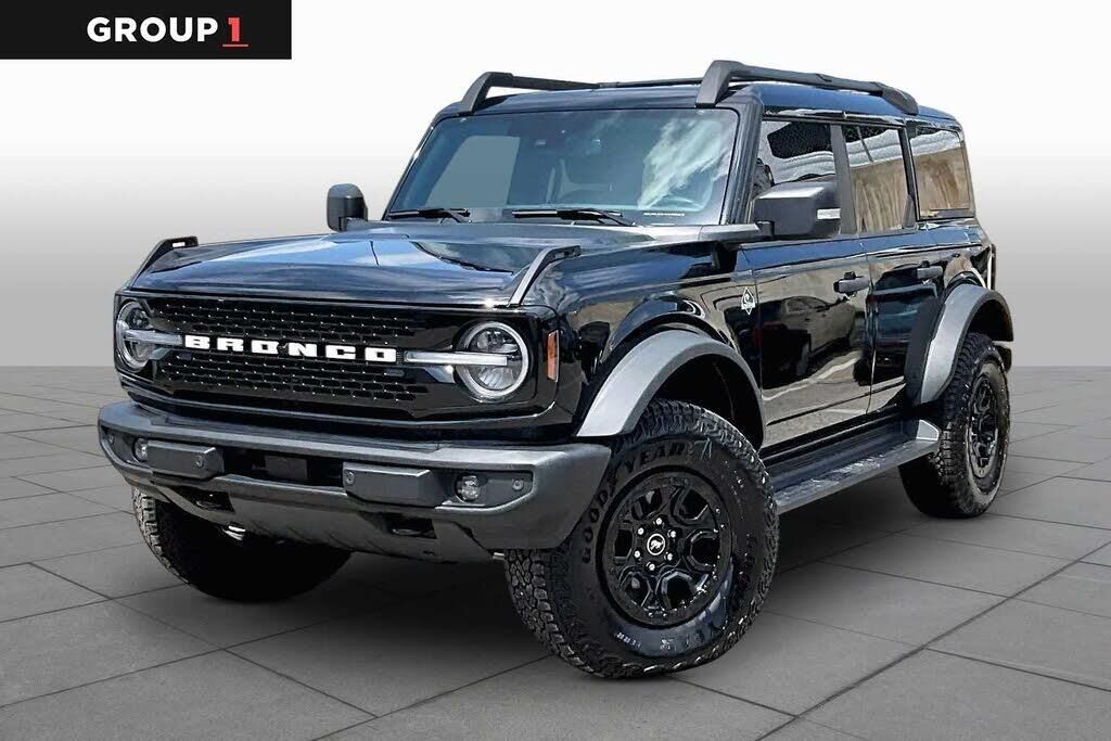 2025 Ford Bronco Outer Banks — photo 1 of 1