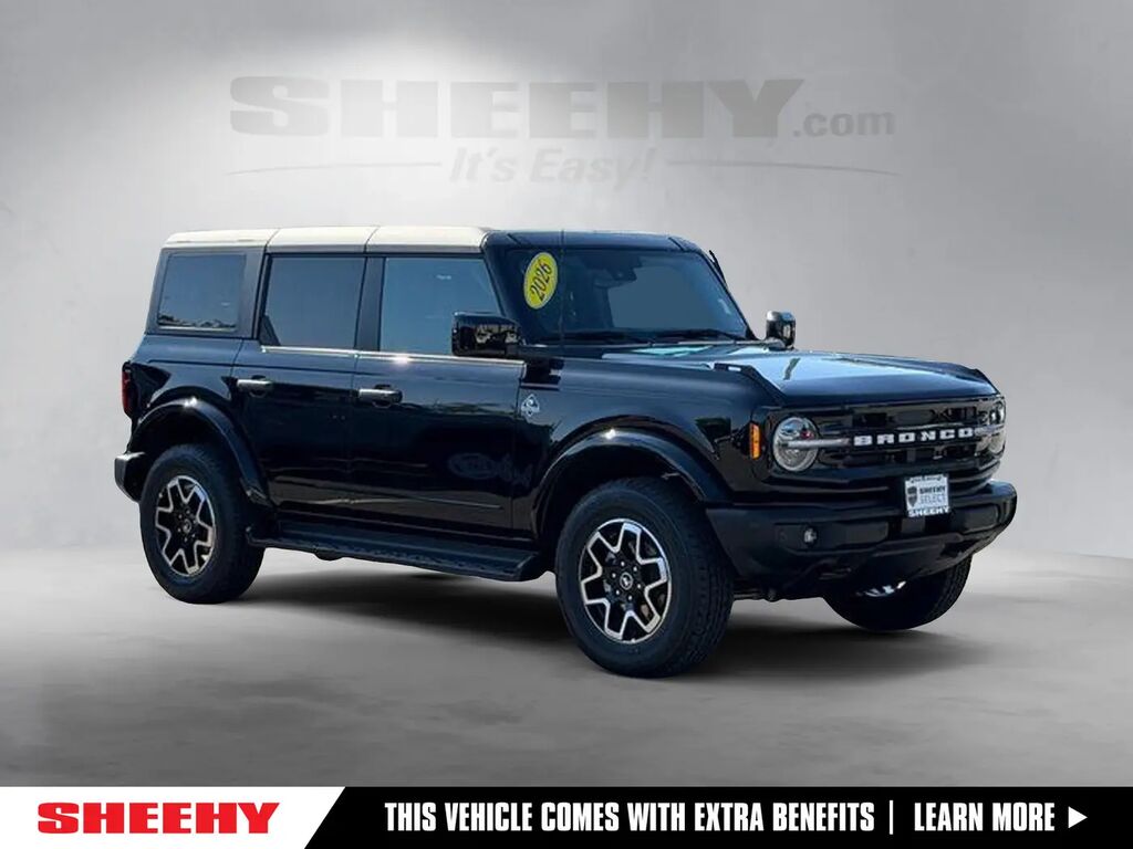 2026 Ford Bronco Outer Banks — photo 1 of 13