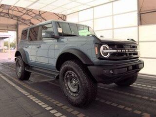 2025 Ford Bronco Outer Banks — photo 1 of 3