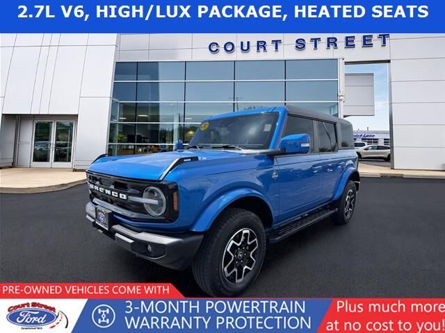 2024 Ford Bronco Outer Banks — photo 1 of 13
