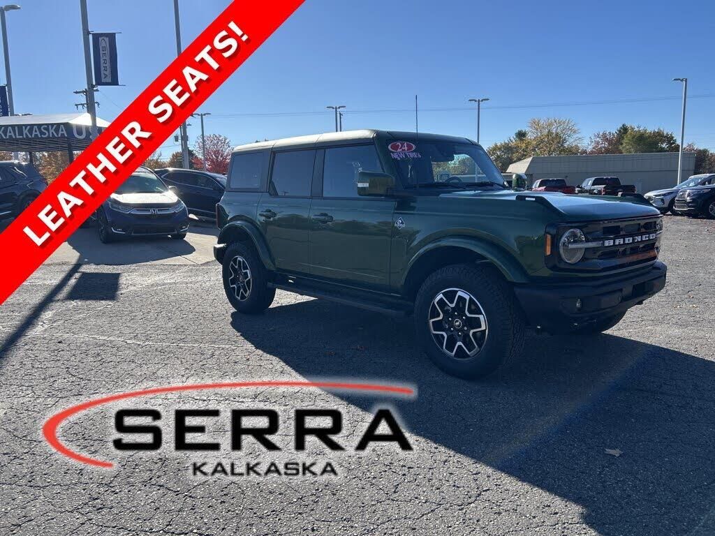 2024 Ford Bronco Outer Banks — photo 1 of 1