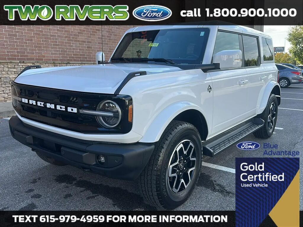 2025 Ford Bronco Outer Banks — photo 1 of 13