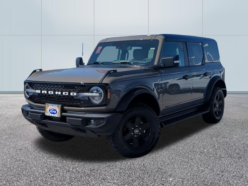 2025 Ford Bronco Outer Banks — photo 1 of 1