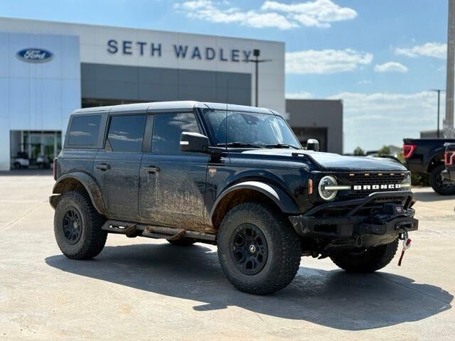 2024 Ford Bronco Badlands — photo 1 of 9