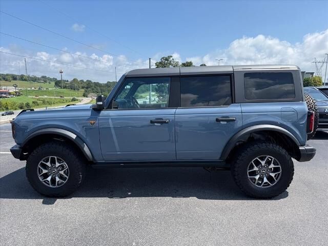 2024 Ford Bronco Badlands — photo 1 of 13