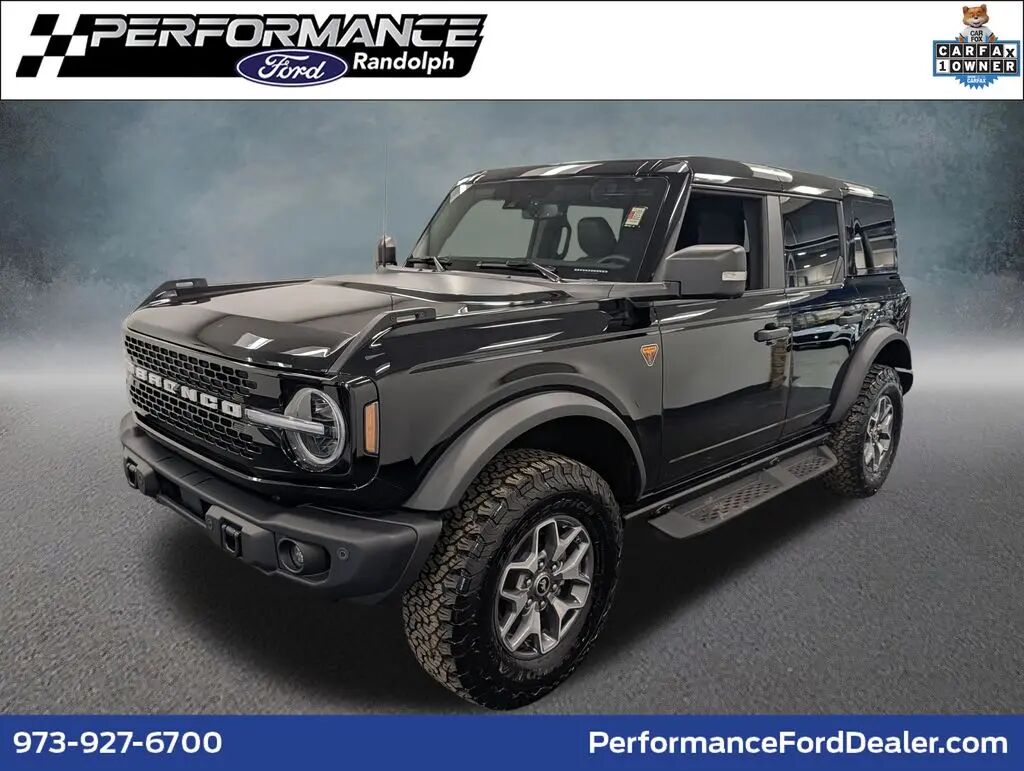 2025 Ford Bronco Badlands — photo 1 of 13