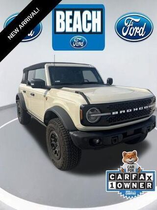 2025 Ford Bronco Badlands — photo 1 of 26