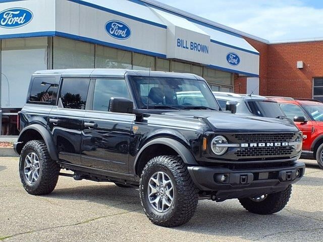 2025 Ford Bronco Badlands — photo 1 of 13