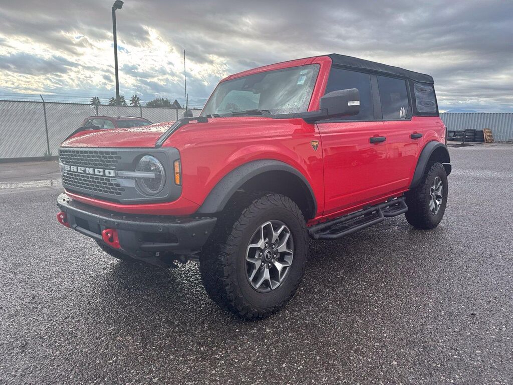 2024 Ford Bronco Badlands — photo 1 of 13