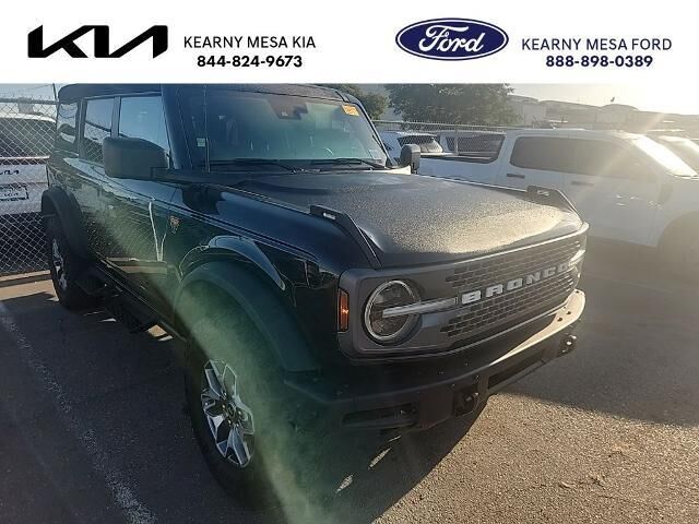2024 Ford Bronco Badlands — photo 1 of 13
