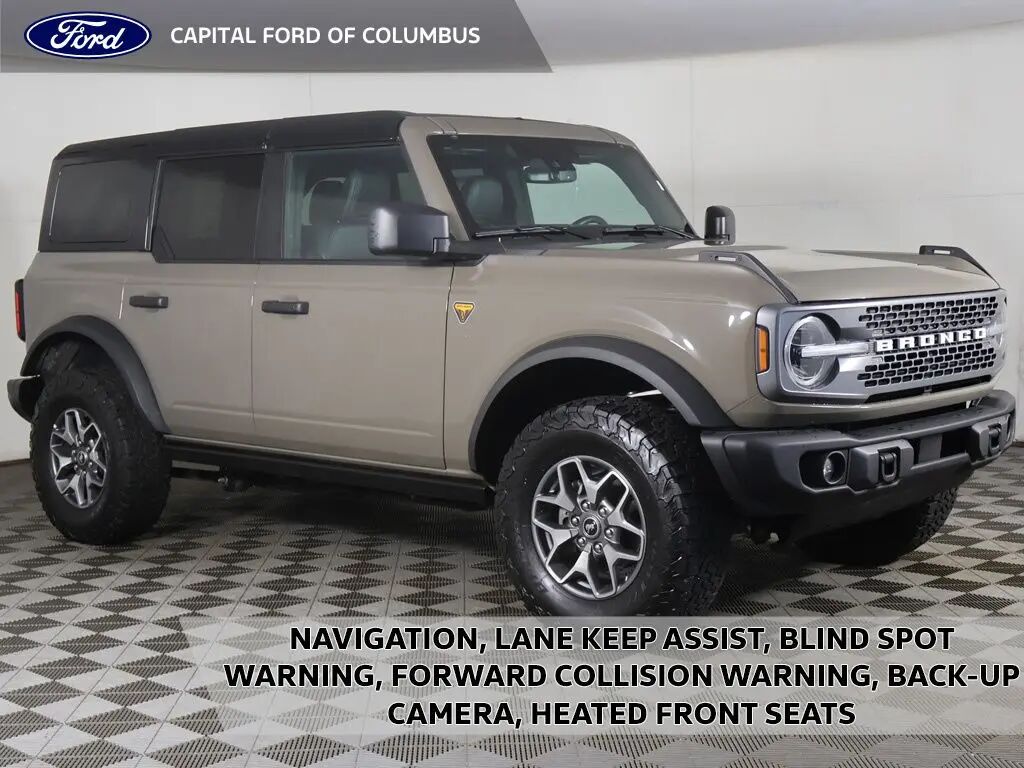 2025 Ford Bronco Badlands — photo 1 of 13