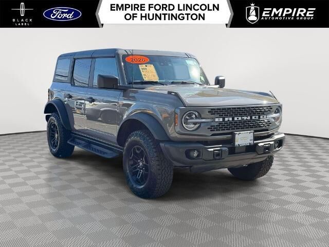 2026 Ford Bronco Badlands — photo 1 of 13