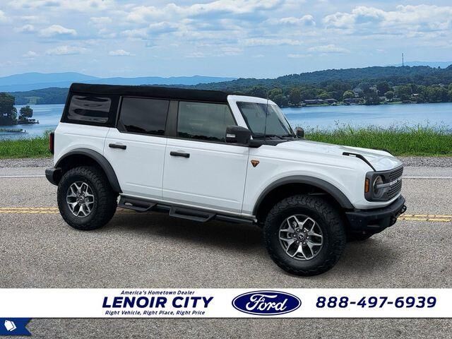 2024 Ford Bronco Badlands — photo 1 of 26