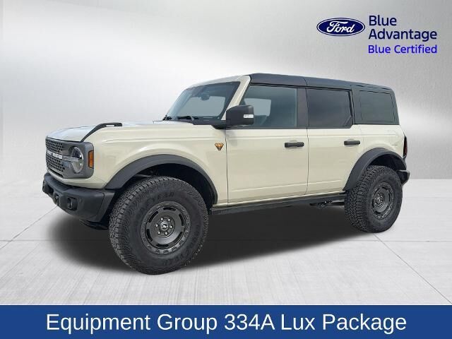 2025 Ford Bronco Badlands — photo 1 of 12