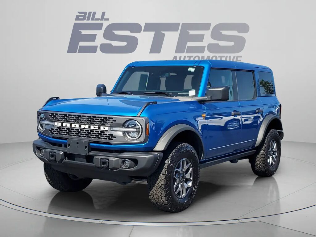 2025 Ford Bronco Badlands — photo 1 of 14