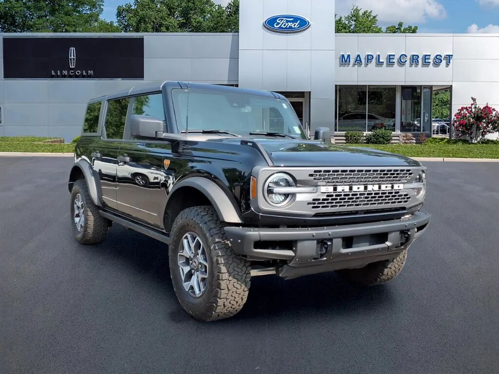 2024 Ford Bronco Badlands — photo 1 of 13