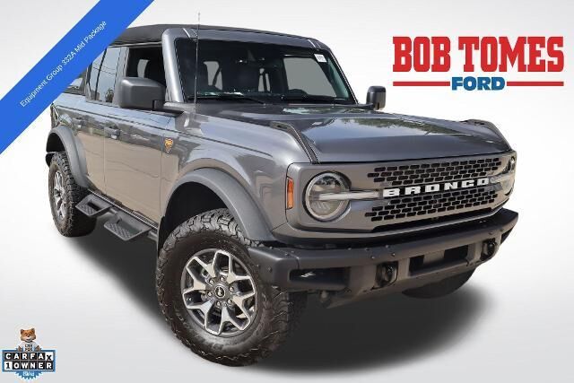 2024 Ford Bronco Badlands — photo 1 of 24