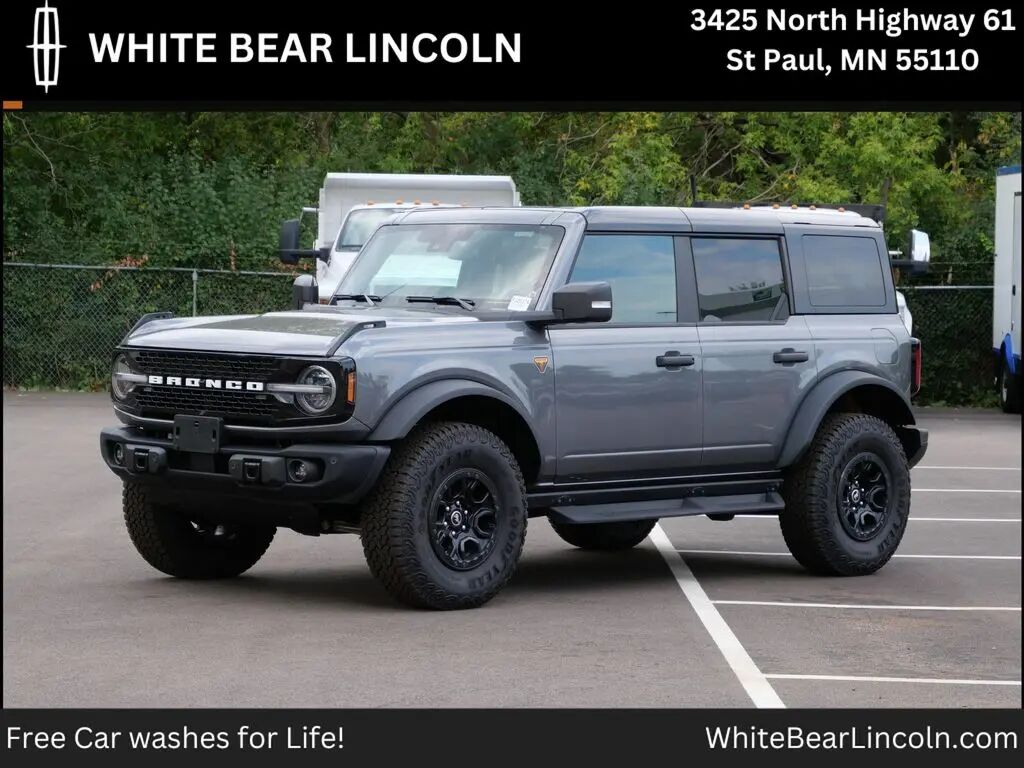 2025 Ford Bronco Badlands — photo 1 of 28