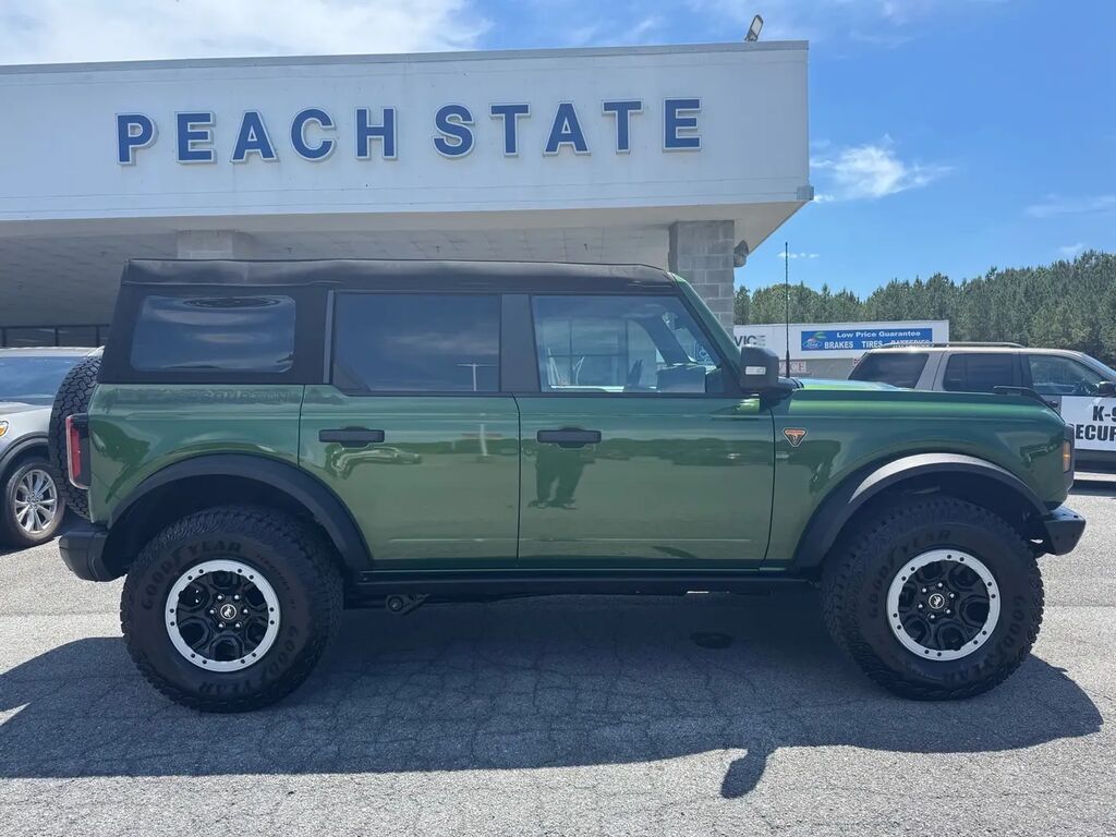 2025 Ford Bronco Badlands — photo 1 of 13