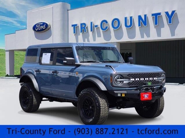 2025 Ford Bronco Badlands — photo 1 of 13