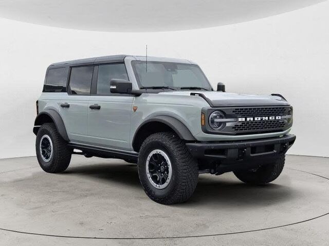 2024 Ford Bronco Badlands — photo 1 of 1