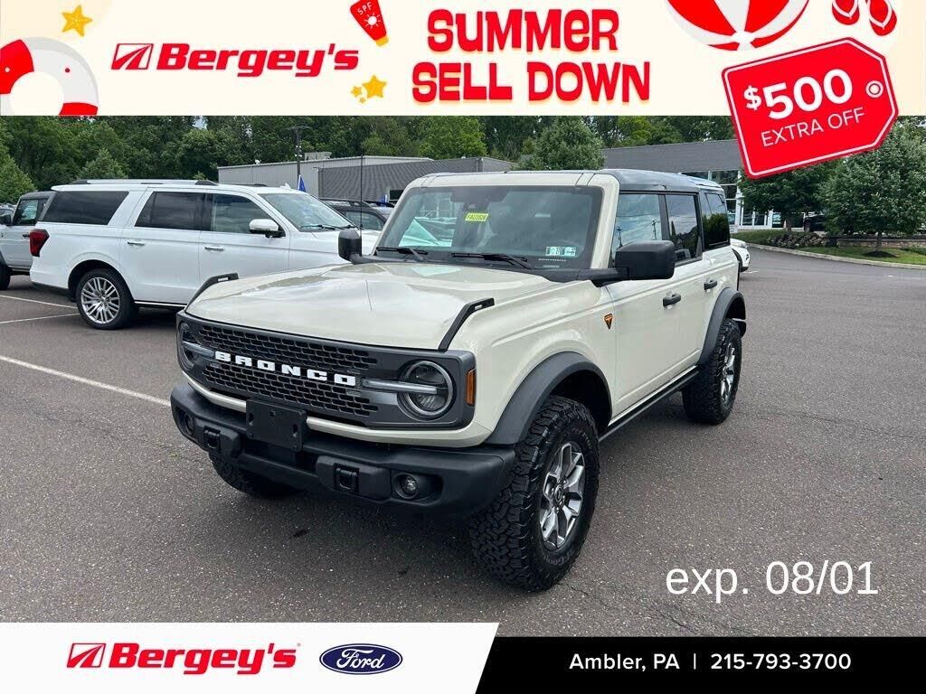 2025 Ford Bronco Badlands — photo 1 of 1