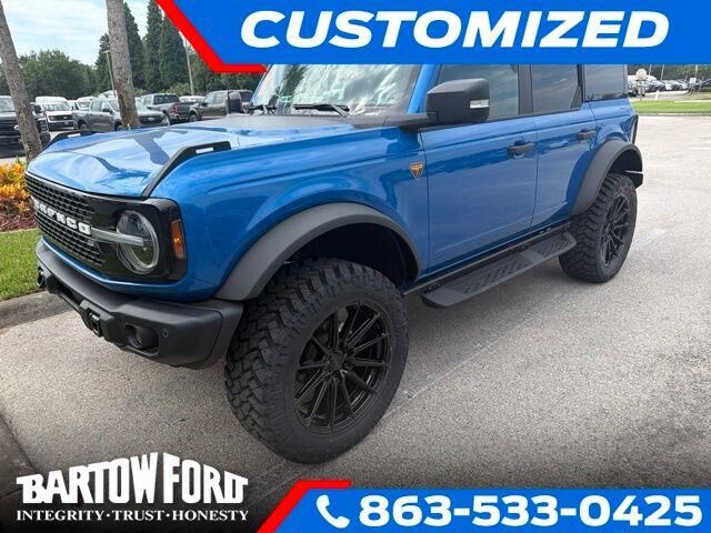2025 Ford Bronco Badlands — photo 1 of 26