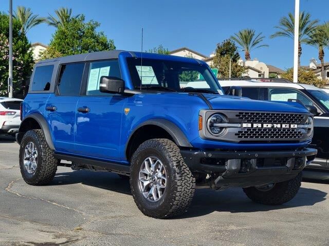 2024 Ford Bronco Badlands — photo 1 of 39