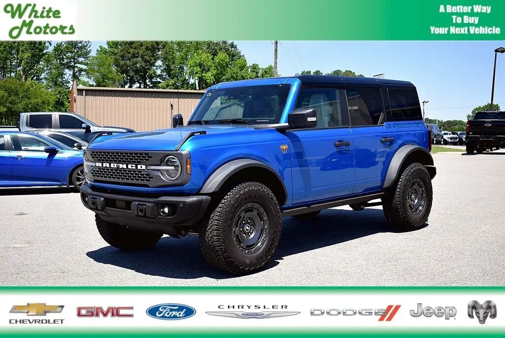 2025 Ford Bronco Badlands — photo 1 of 13