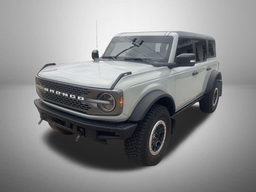 2024 Ford Bronco Badlands — photo 1 of 3