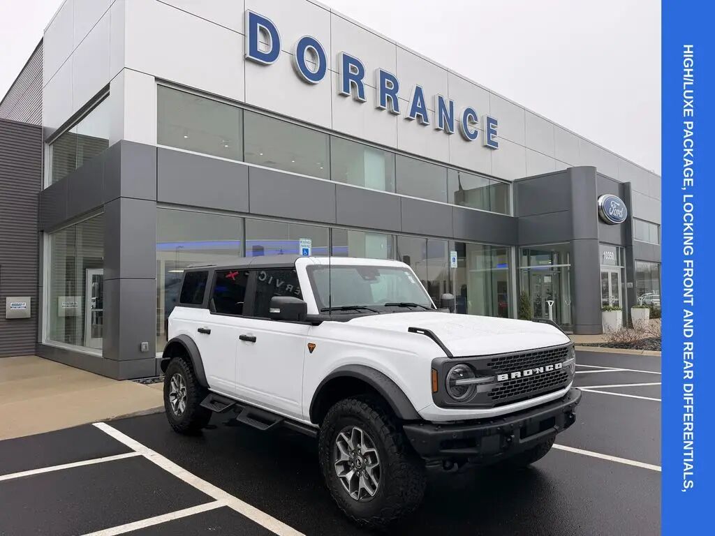 2024 Ford Bronco Badlands — photo 1 of 39