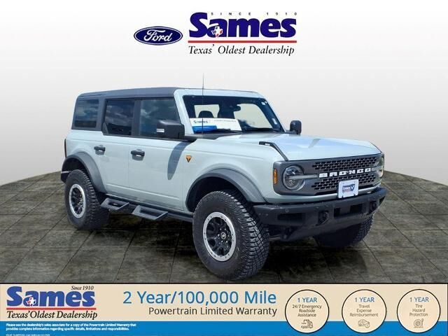 2024 Ford Bronco Badlands — photo 1 of 13