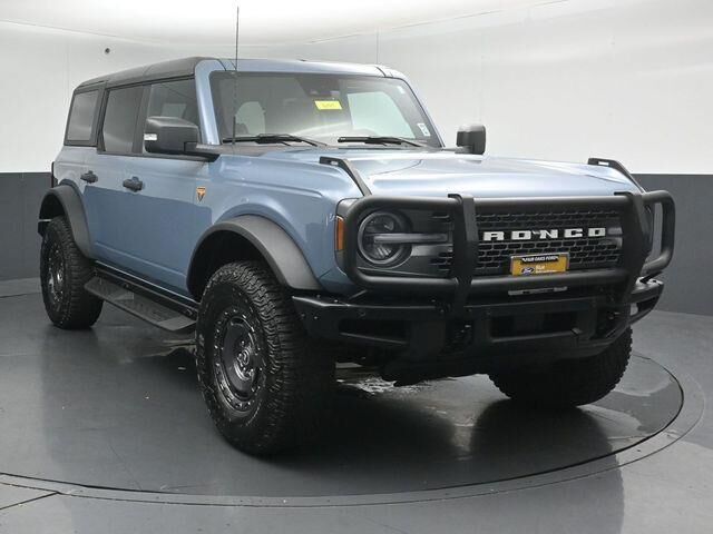 2024 Ford Bronco Badlands — photo 1 of 39