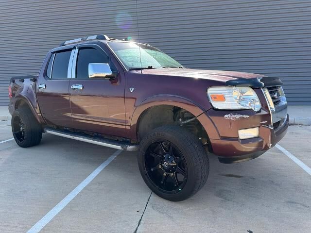 2007 Ford Explorer Sport Trac Limited — photo 1 of 39