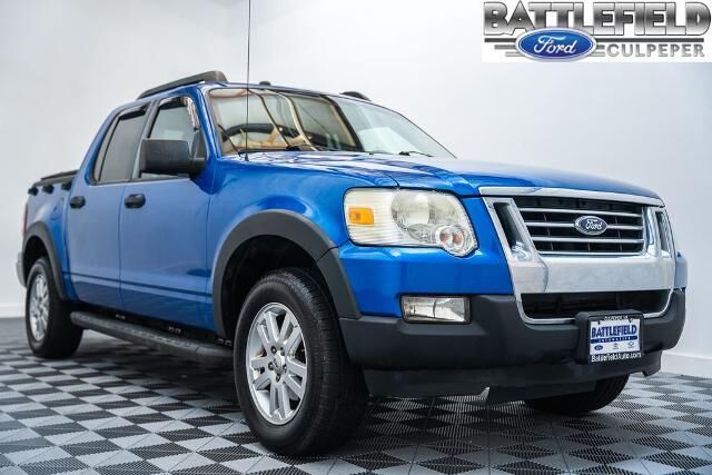 2010 Ford Explorer Sport Trac XLT — photo 1 of 39