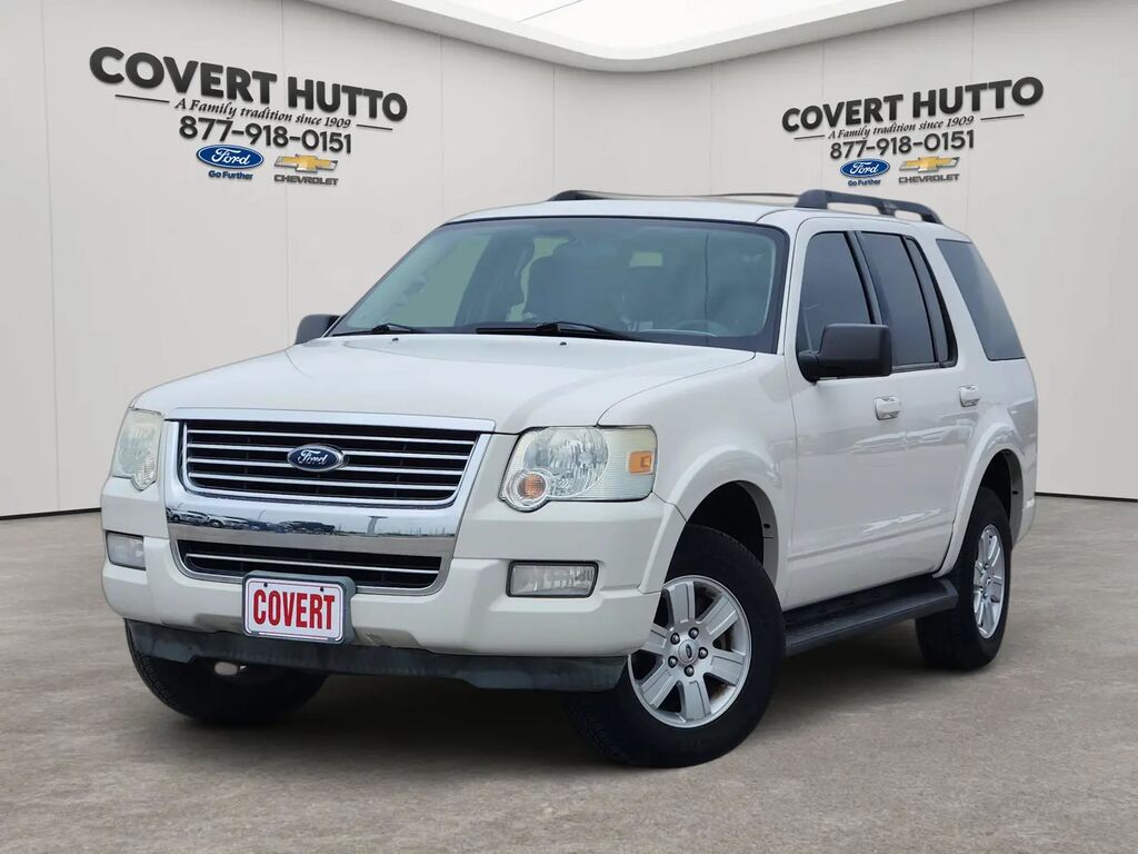 2010 Ford Explorer XLT — photo 1 of 1