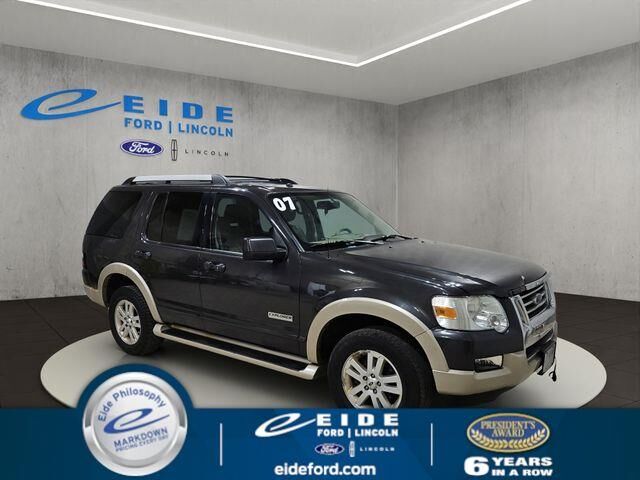 2007 Ford Explorer Eddie Bauer — photo 1 of 13