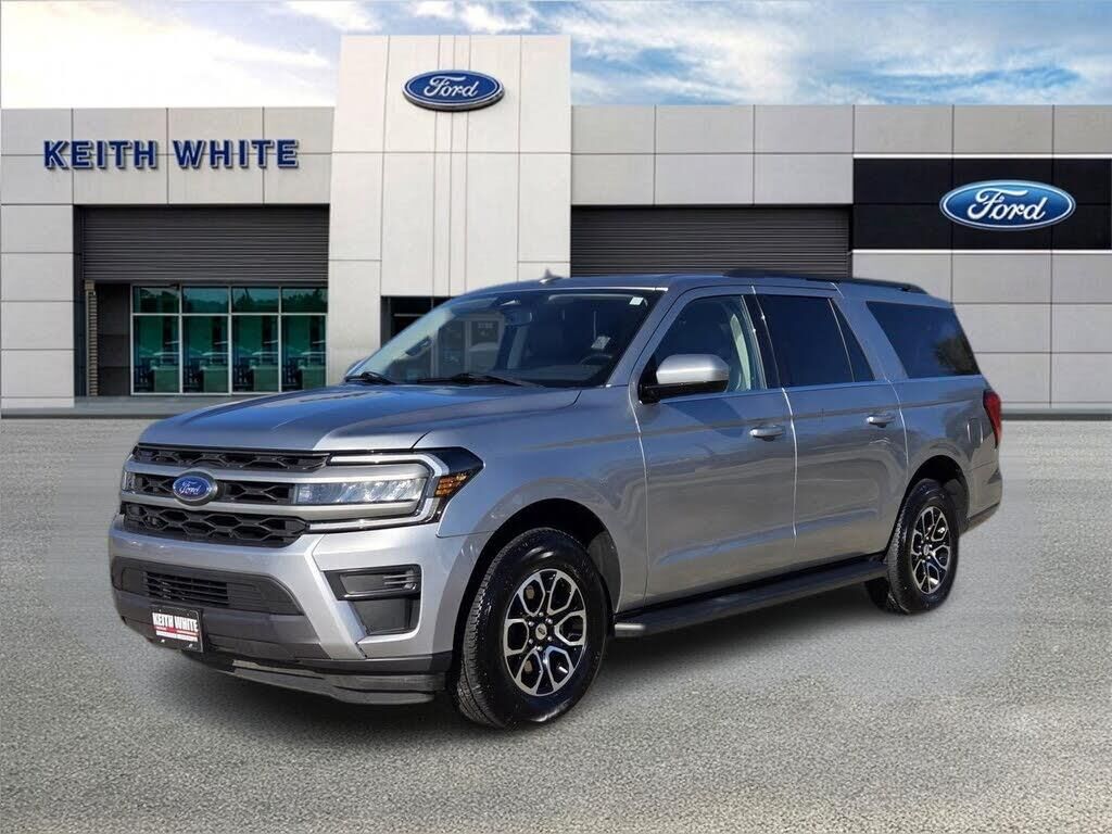 2024 Ford Expedition MAX XLT — photo 1 of 2