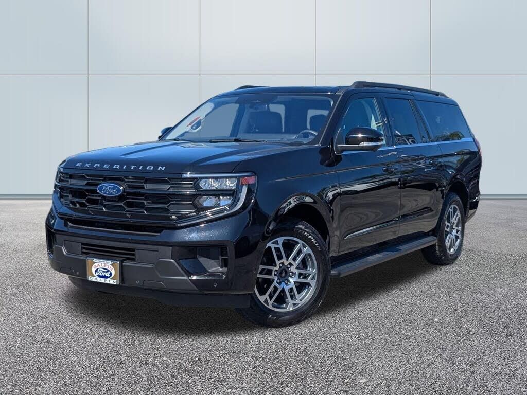 2025 Ford Expedition MAX Active — photo 1 of 1