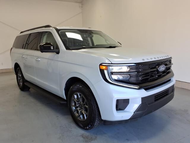 2025 Ford Expedition MAX Active — photo 1 of 26