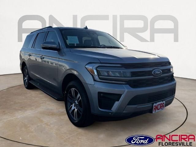 2024 Ford Expedition MAX XLT — photo 1 of 13