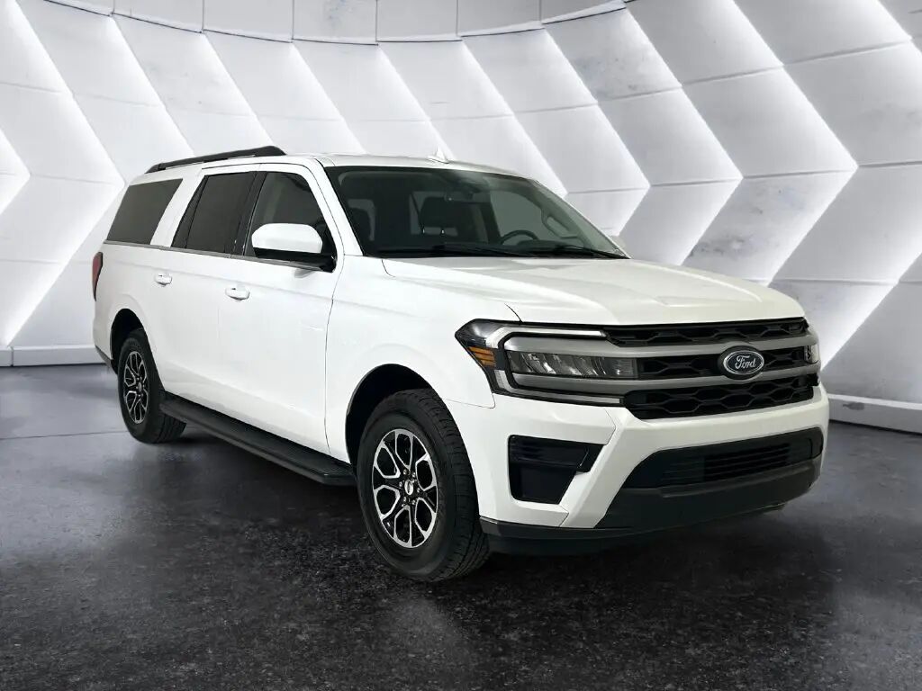 2024 Ford Expedition MAX XLT — photo 1 of 13