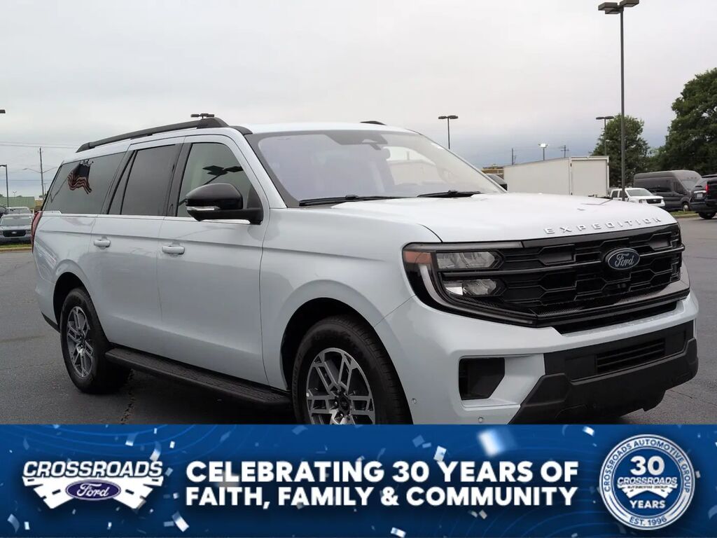 2025 Ford Expedition MAX Active — photo 1 of 26