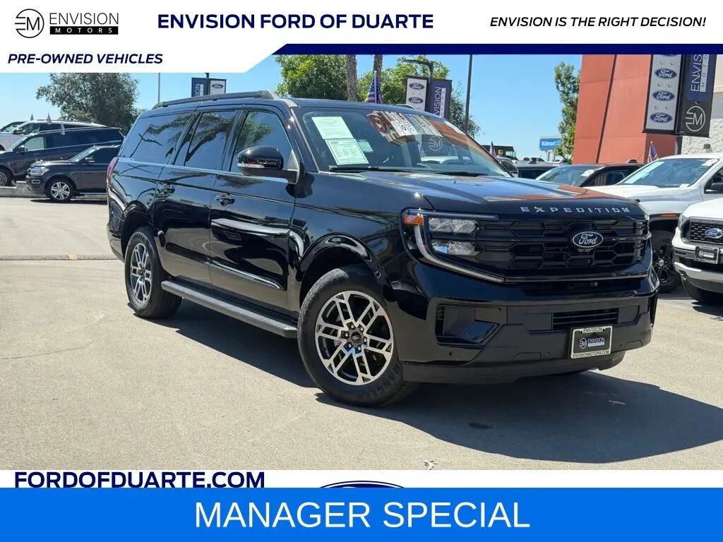 2026 Ford Expedition MAX Active — photo 1 of 11