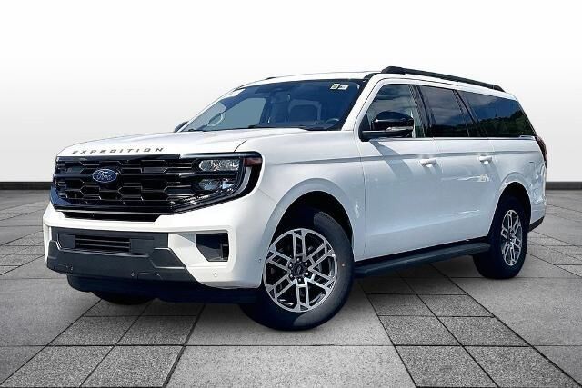 2025 Ford Expedition MAX Active — photo 1 of 26