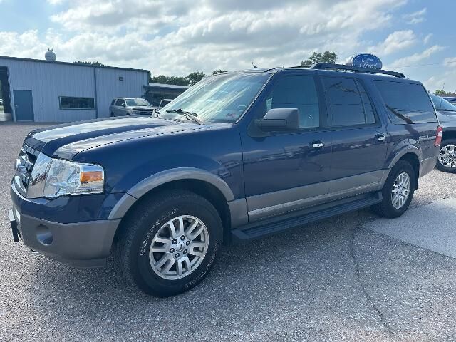 2011 Ford Expedition EL XLT — photo 1 of 10