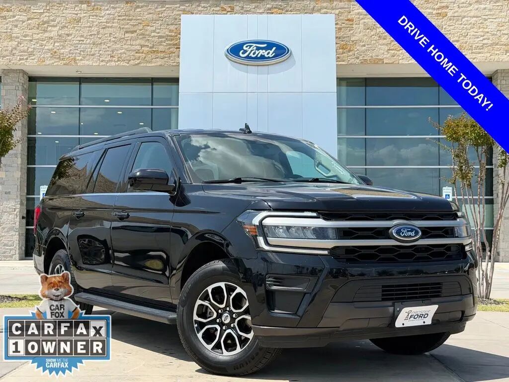 2024 Ford Expedition MAX XLT — photo 1 of 14