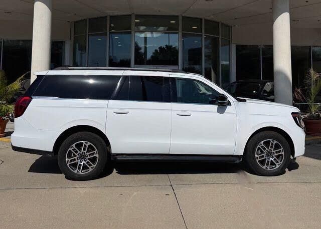 2025 Ford Expedition MAX Active — photo 1 of 38